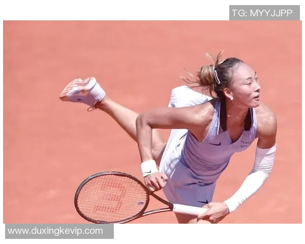 足球球星因脱臼接受手术治疗恢复中 未来赛事能否重返巅峰成疑